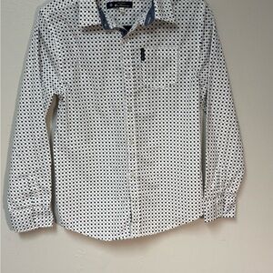 Ben Sherman  White and Navy Patterned button down shirt boys Size XL. EUC!